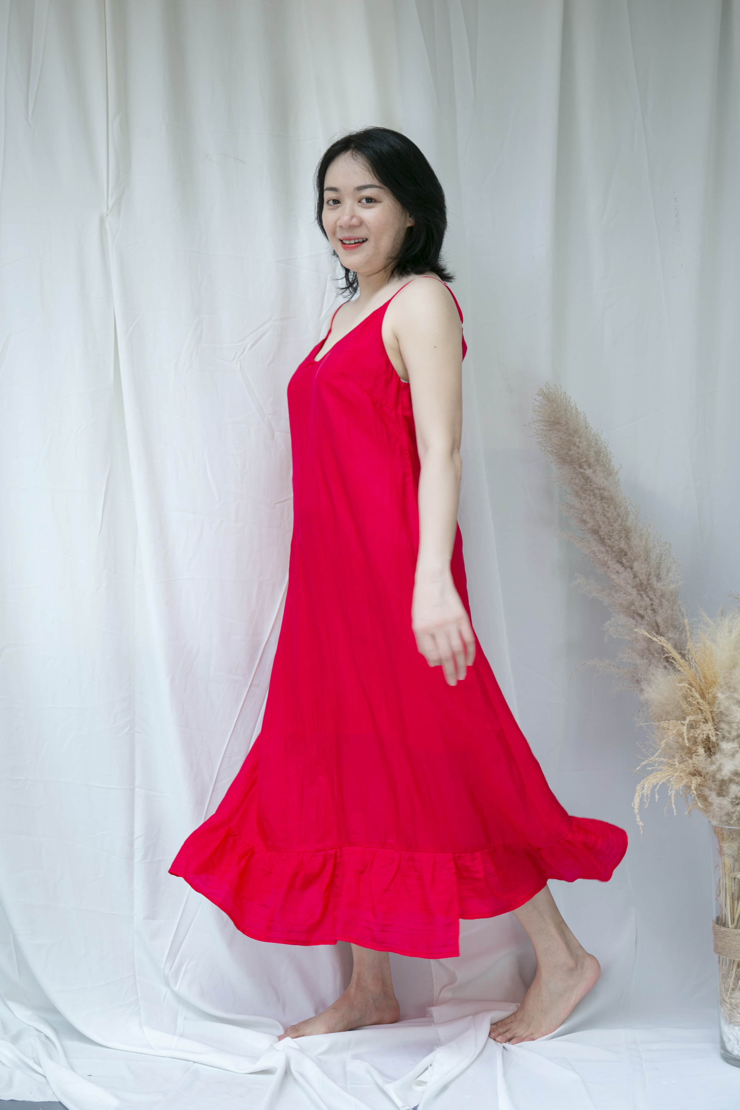 Đầm ôm body thiết kế tay dài hở một bên vai (đỏ đô) | AlvinStore.Vn
