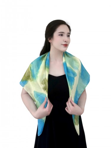 Khăn Lụa Tơ Tằm Vuông KC - ITV - 09 – Nhuộm Thủ Công Bằng Phương Pháp Ice Dye/ Tide Dye – Quà tặng Văn Hoá Việt Độc Đáo